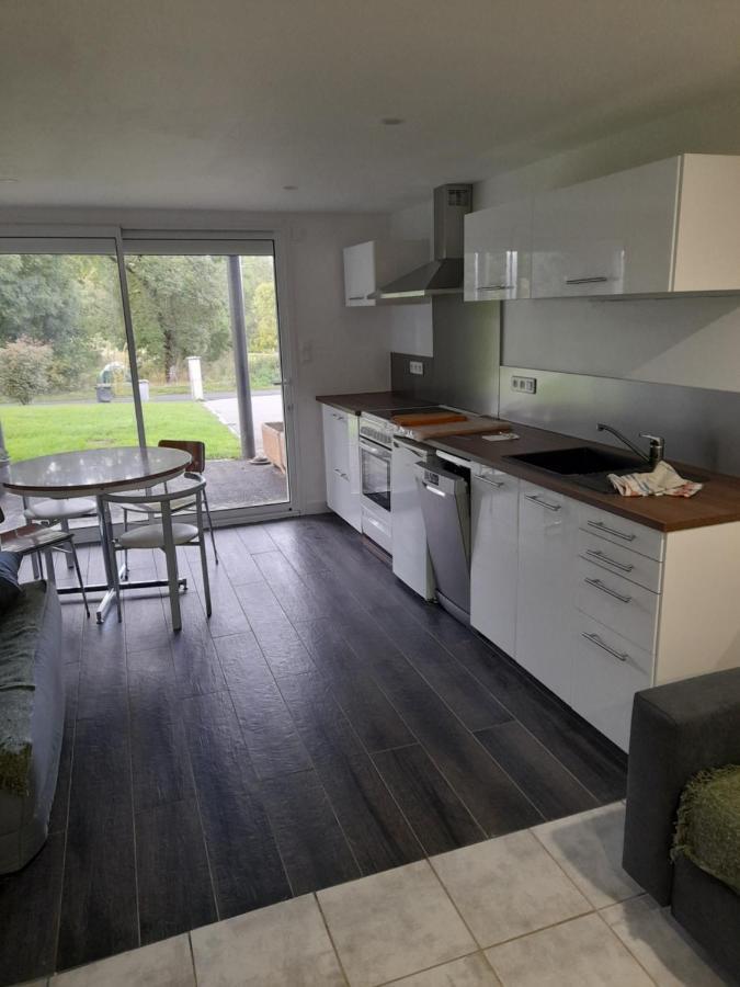 A 5 Mns Du Puy De Dome Avec Vue Imprenable Rez De Jardin 24m2 Neuf A Laschamps * Saint-Genès-Champanelle